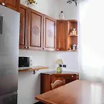 High-end In The Center