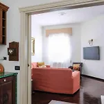 High-end In The Center